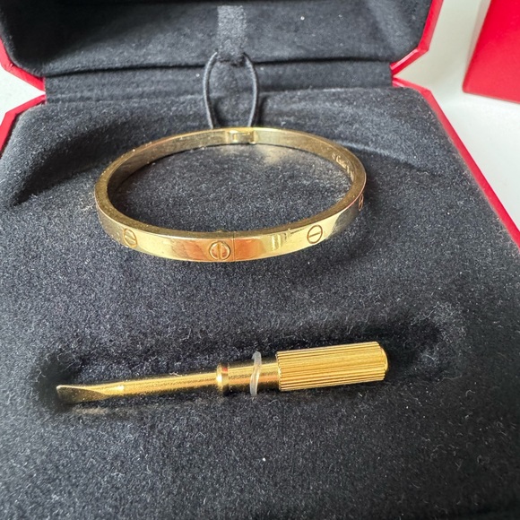 —SOLD— AUTHENTIC LOVE BRACELET, SMALL MODEL - Picture 6 of 8